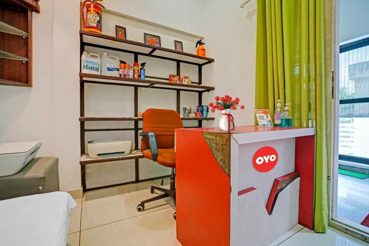 Oyo Thykoodam Sleep Inn Kochi エクステリア 写真